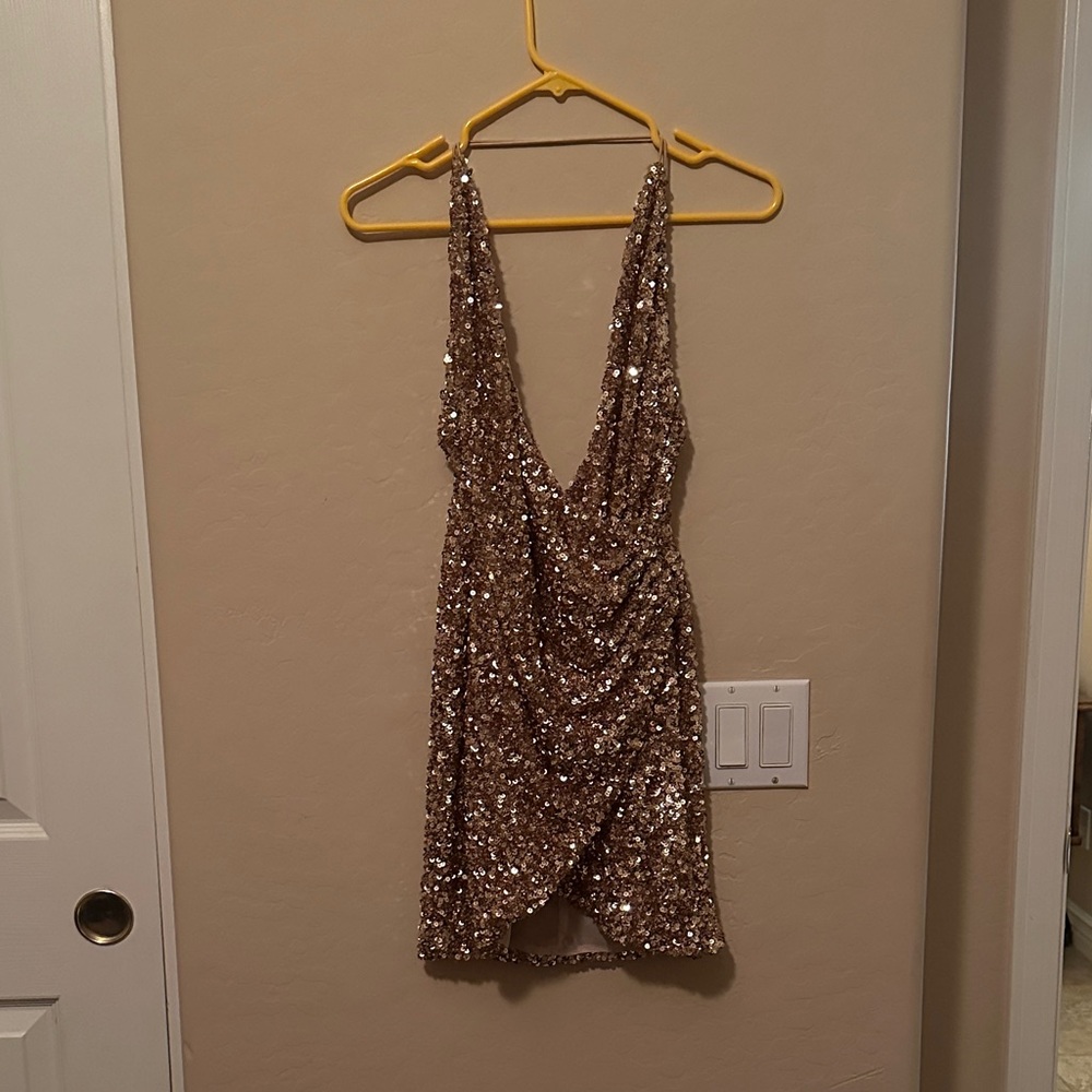 Oh Polly Glittering Backless Dress in Silver